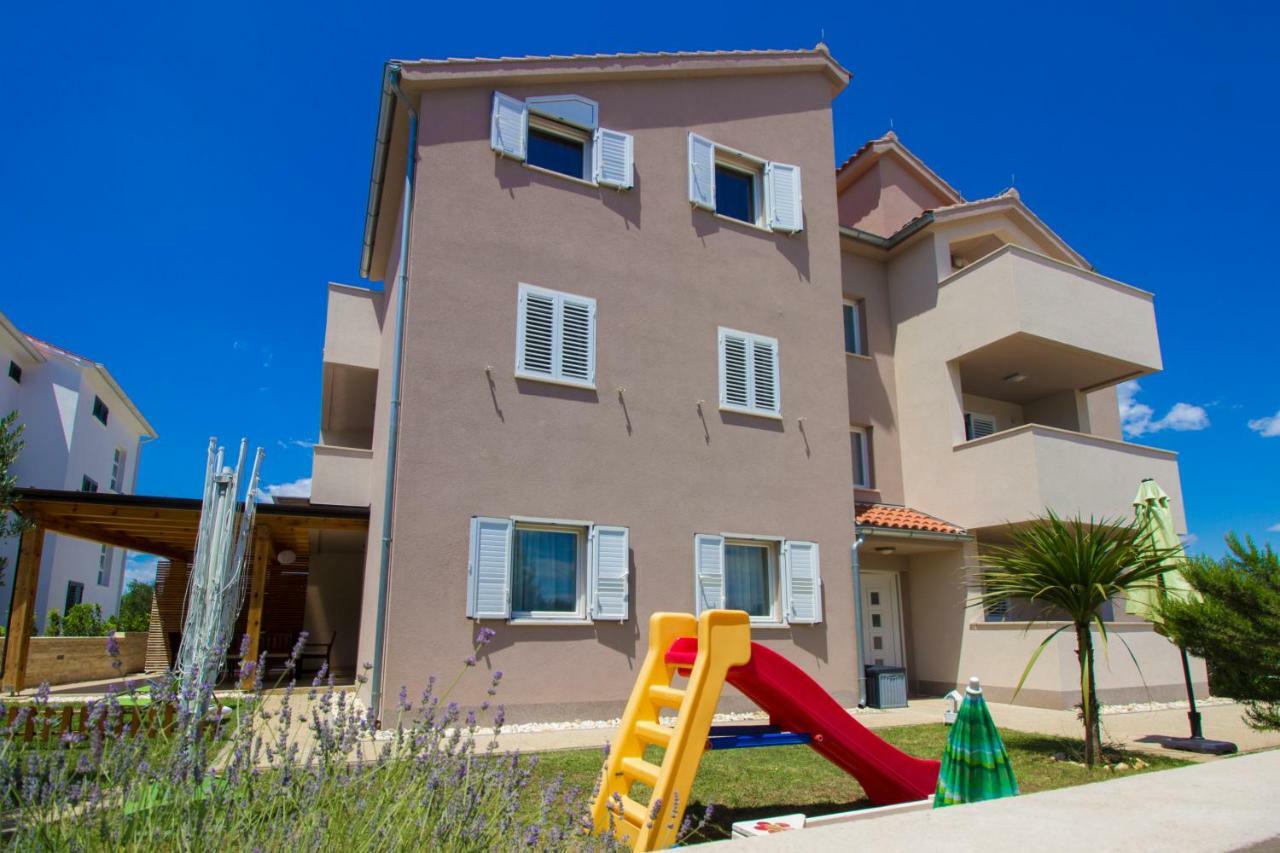 Apartmani Gnjidic Srima Exteriér fotografie